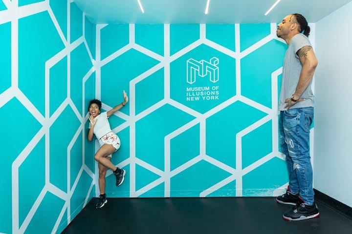 New York Museum Of Illusions Ticket Experience