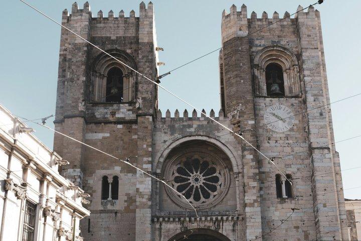 Lisbon Small-Group Day Tour: Old Town, Belém & City Views