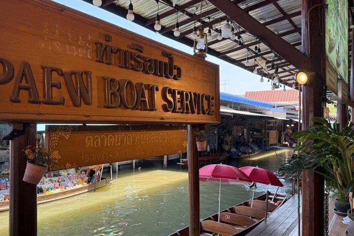 Private Floating Market and Maeklong Railway Market Day Tour