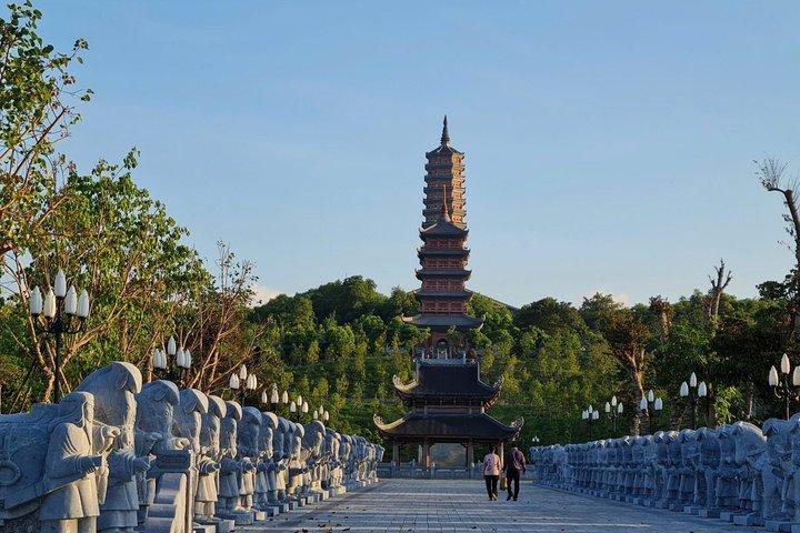 Hanoi Departure: Bai Dinh, Trang An & Mua Cave Scenic Day Tour