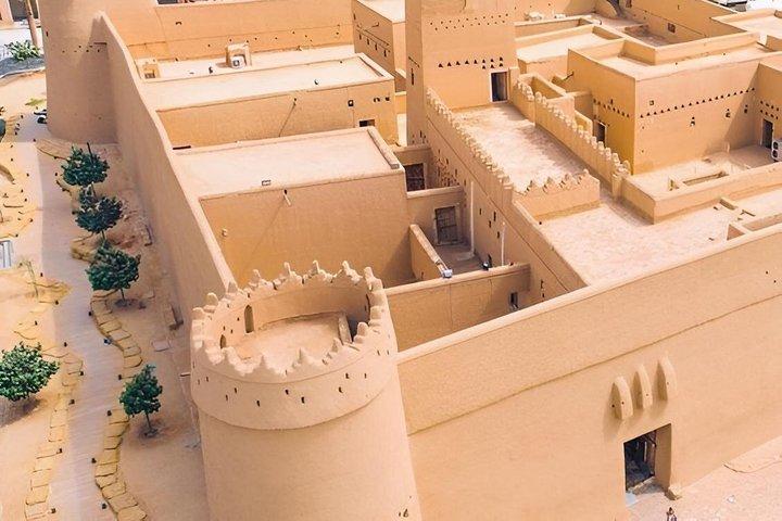 Riyadh Private Local Cultural Tour Authentic Saudi Experience