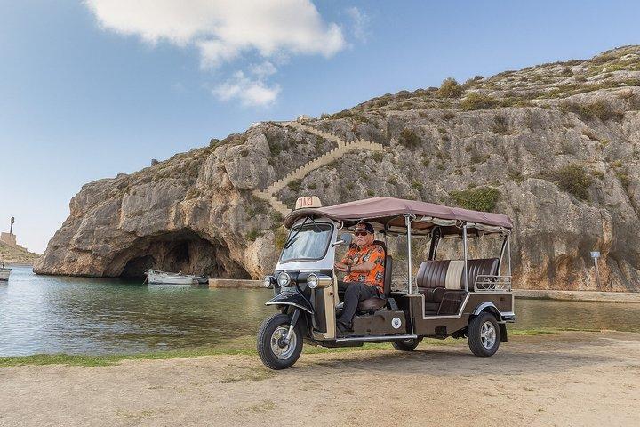 Sunset Gozo Tuk-Tuk Chauffeured Tour Including Comino Cruise