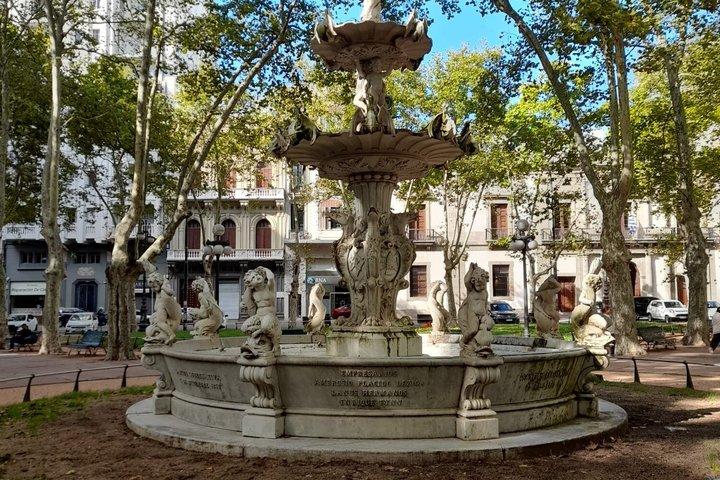 Independent Walking Tours in Montevideo