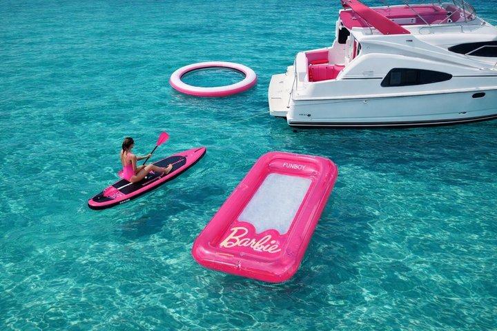 Barbie Pink Miami Yacht Rental | 2 Free Jet skis | Private Boat