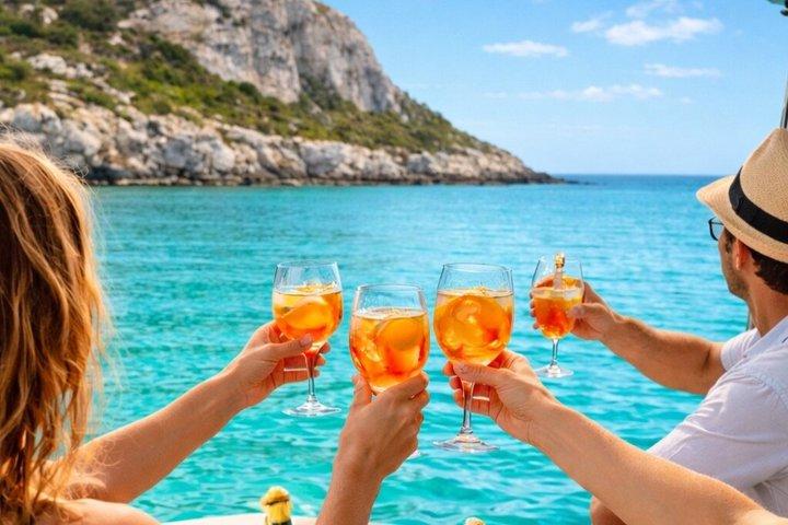 Catamaran tour stops bathing and snorkeling toast with prosecco