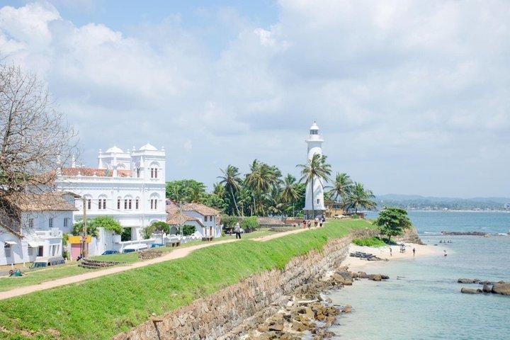 14 Days Tailor Made Tour in Sri Lankan