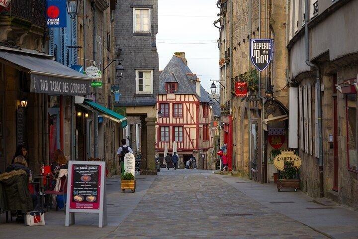Paris to Mont Saint Michel Private Group Daytrip