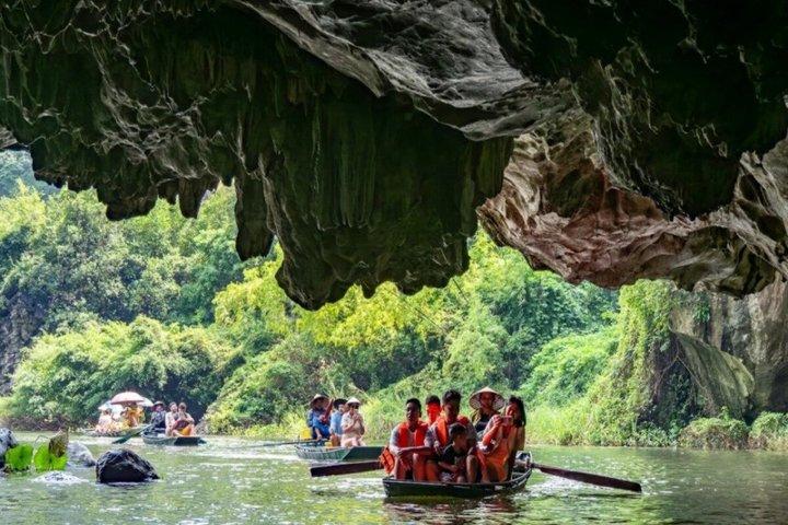 Ninh Binh Full Day Tour to Hoa Lu Tam Coc Mua Cave Buffet Lunch