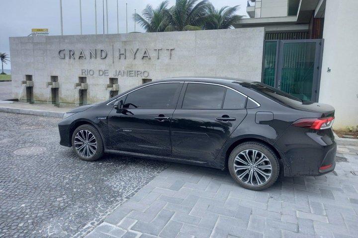 Executive GIG Rio Galeao airport private transfer up to 4 pax to South Zone