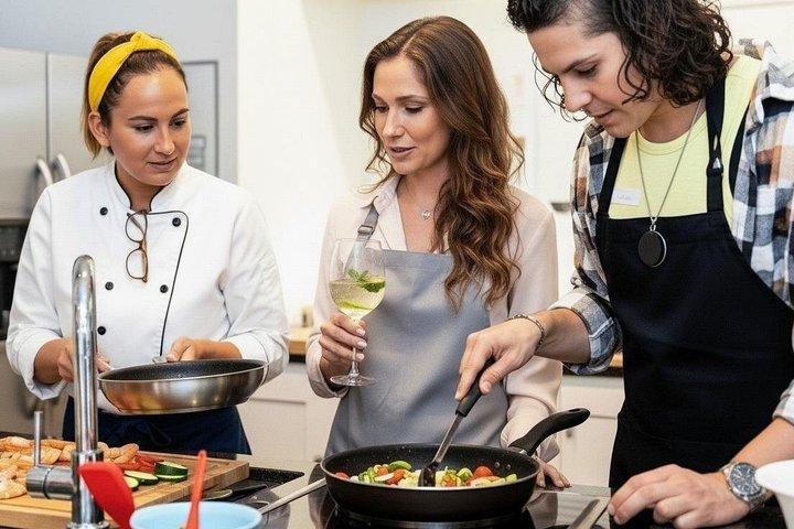 3hr Cooking Class in Cusco with 7 traditional recipes & drinks