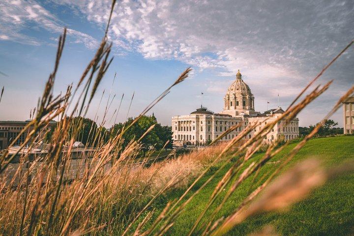 Saint Paul City Tour 2 Hour Sightseeing Experience