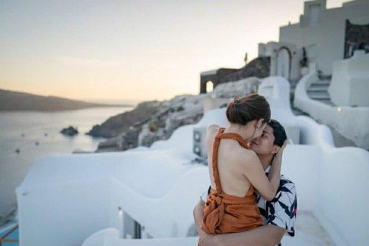 Santorini Private Luxury Tour - Custom Sightseeing Experience