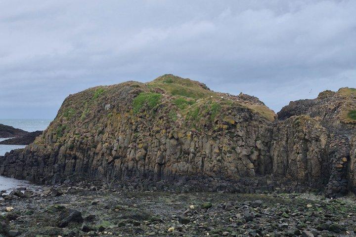 Private Giants Causeway Tour Luxury V Class from Ireland