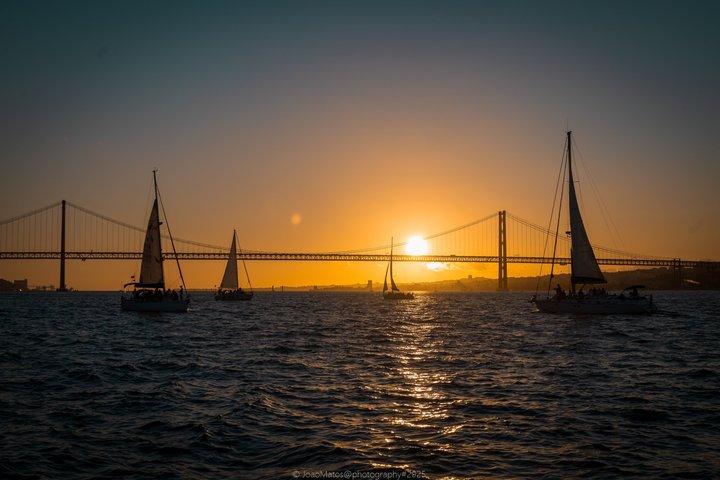 Sunset Sailboat Tejo River Tour 2h
