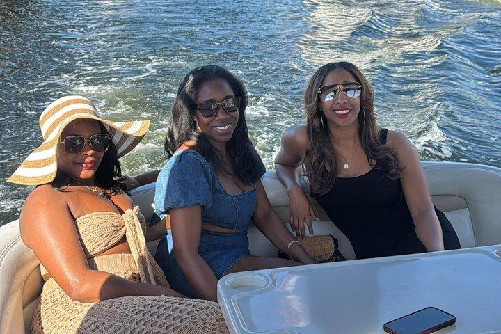 ALL INCLUSIVE Miami private boat trip with USGC license captain
