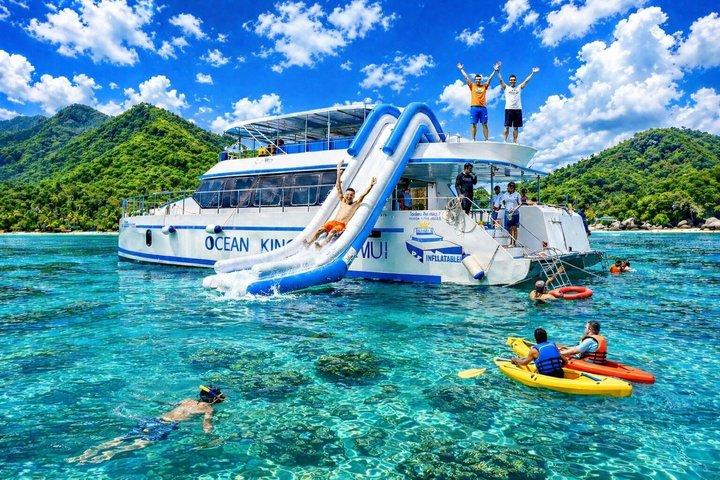 Pig Island Sightseeing, Snorkeling by Catamaran from Koh Samui