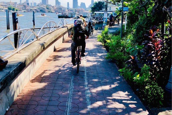 Bangkok City Bike Tour - Hotel-pickup & Lunch