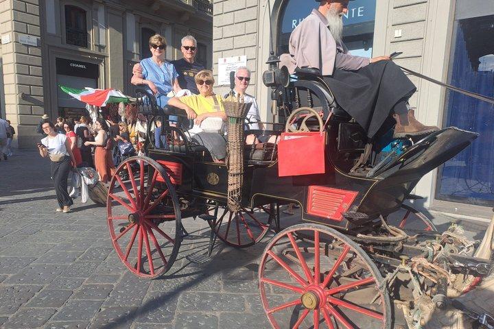 Florence : Carriage Tour in the Old Town – Romantic Tour