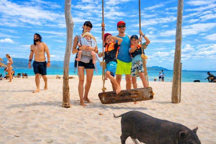 Speed Boat Private Sunset Snorkeling and sightseeing from Samui