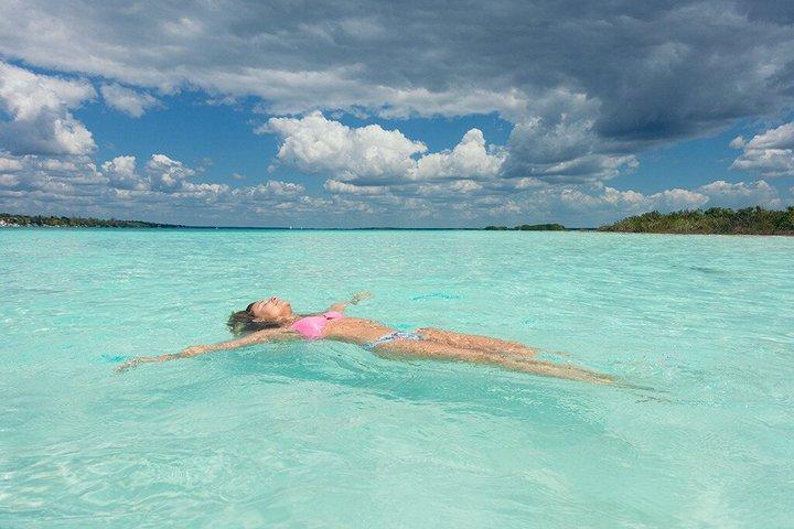 Bacalar Tour from Costa Maya: Visit the Lagoon of Seven Colors