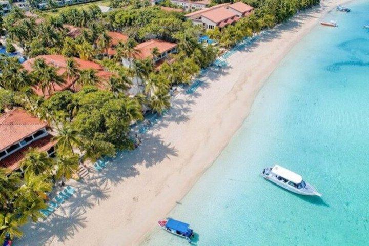 Roatán Excursion Luxury Beach Escape at San Simon Beach Club