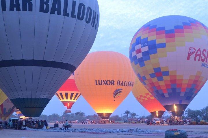 Overnight Luxor Tour from Cairo by Flight with Hot Air Balloon