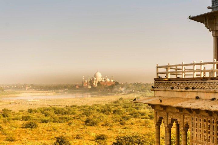 Agra: Agra Fort and Mehtab Bagh Sunset Viewpoint Guided Tour