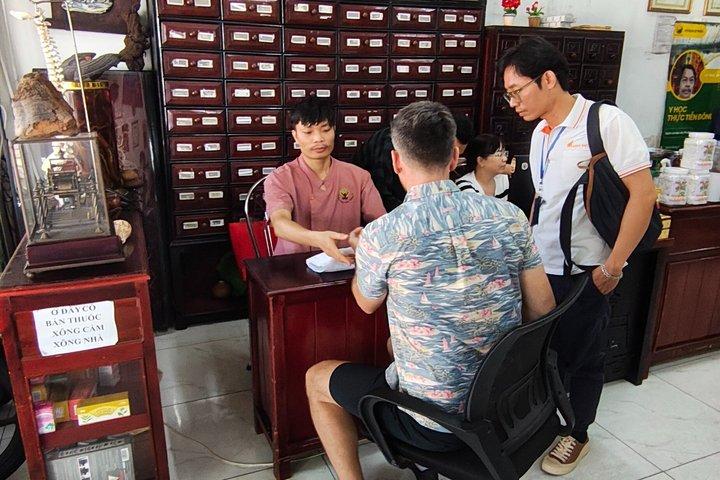 Secret Half Day Saigon Markets and Traditional Medicine Tour