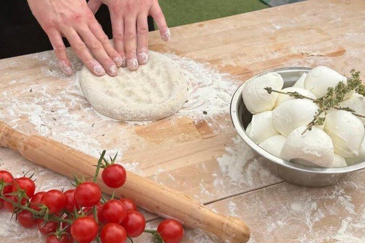Florence Pizza and Pasta Cooking Class with Professional Chef