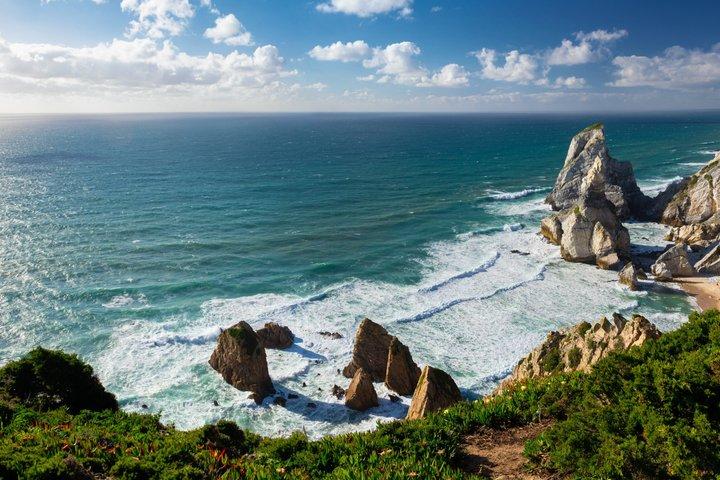 Sintra without crowds: hidden jewels + coastal escape (Family)