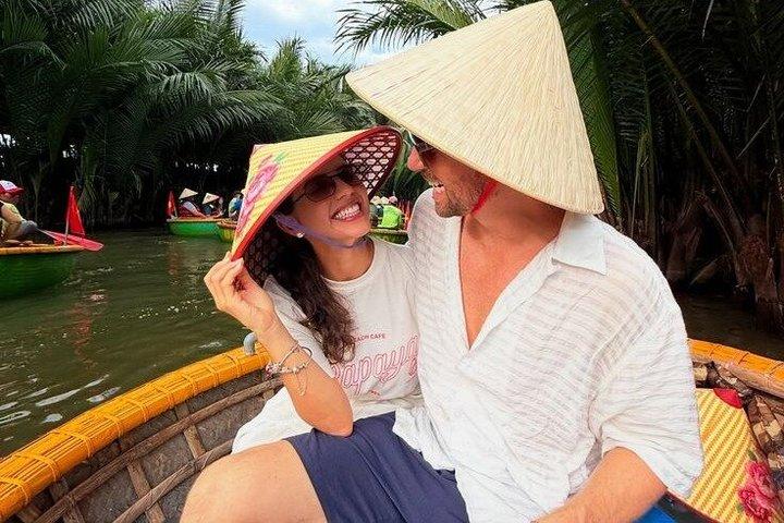 Explore Hoi An Ancient Town and Coconut Forest by Basket Boat
