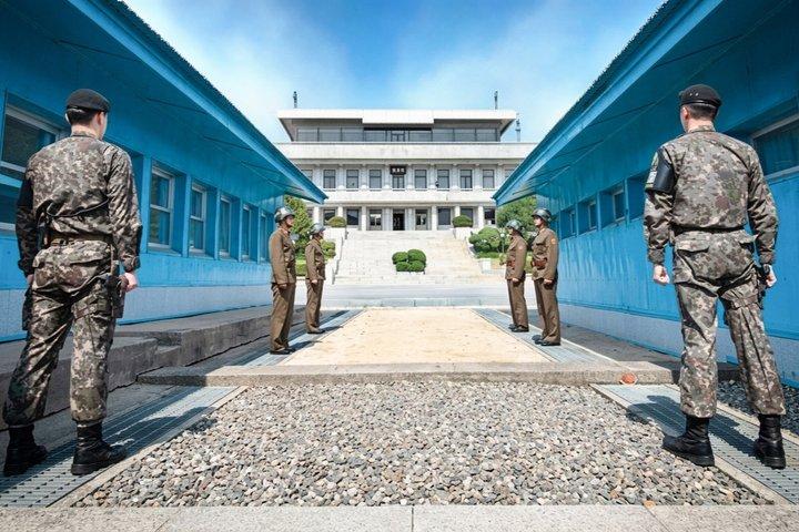 DMZ Tour: JSA & Border Crossing Stories (Defection & Return)