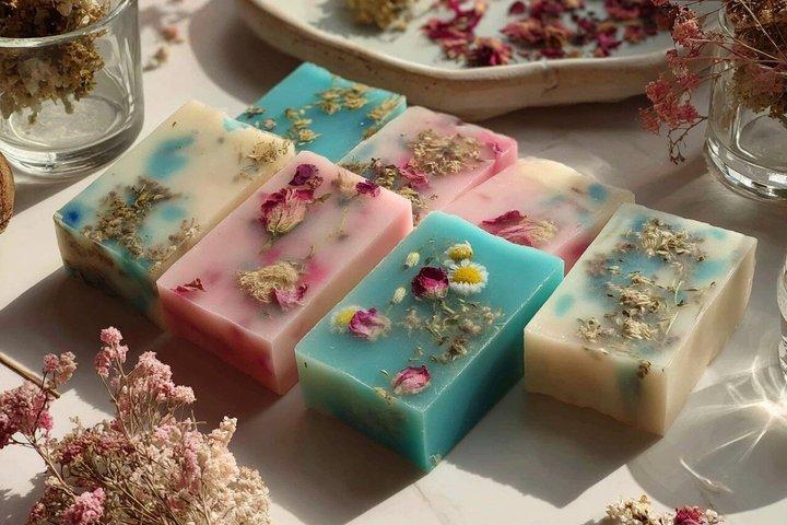 Paris 6 Mini Botanical Soaps Making Workshop