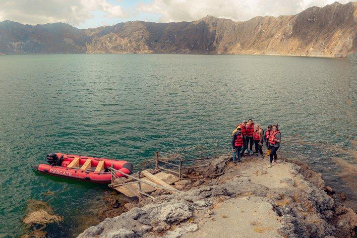 Quilotoa Guided Tour with transport from Quito to Baños