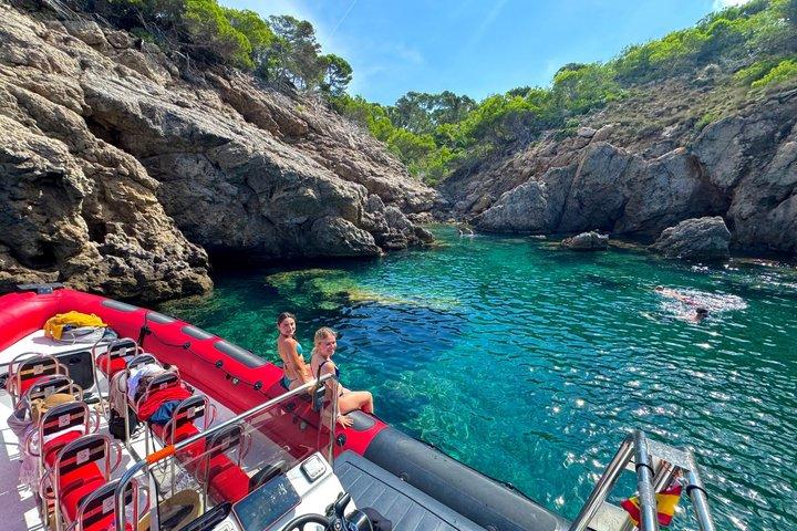 Alcudia: 3H Sightseeing, Sea Caves & Snorkel Speedboat Tour