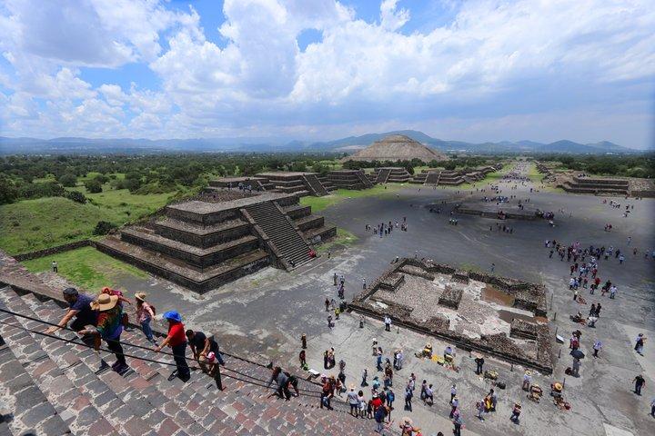 The City of the Gods: Sun and Moon with transportation included.