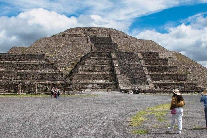 The City of the Gods: Sun and Moon with transportation included.