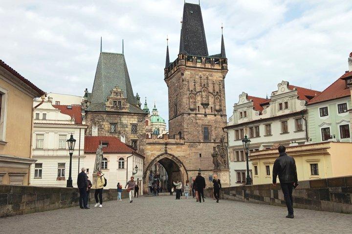 Prague Old Town and Jewish Quarter Small Group Guided Tour in German