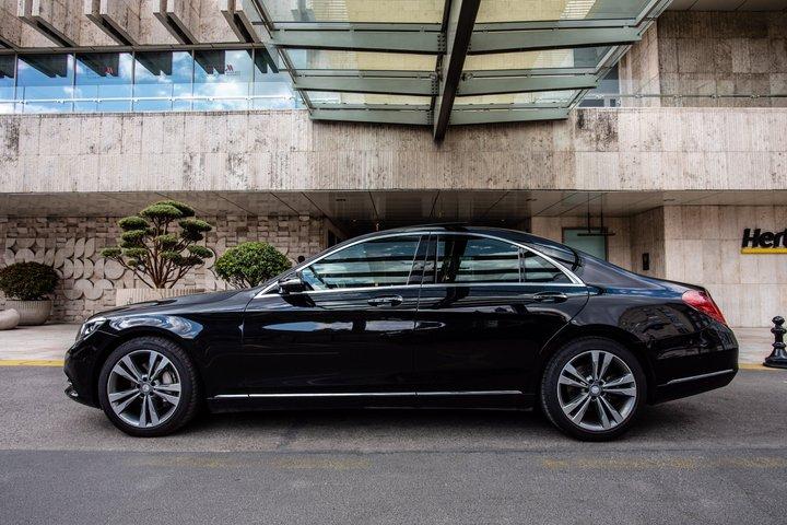 Private Luxury Transfer between River Cruise Dock&Budapest Hotel