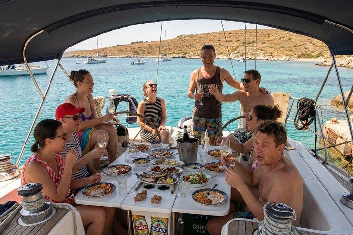 Mykonos Sunset Cruise to Rhenia, 3D Self-Tour of Delos, Dinner