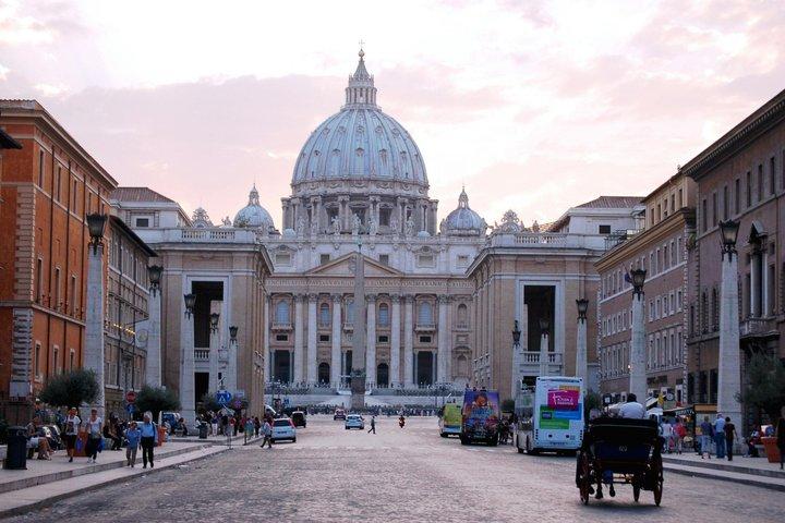Vatican: St. Peter's Basilica Priority Tickets with Audio Guide