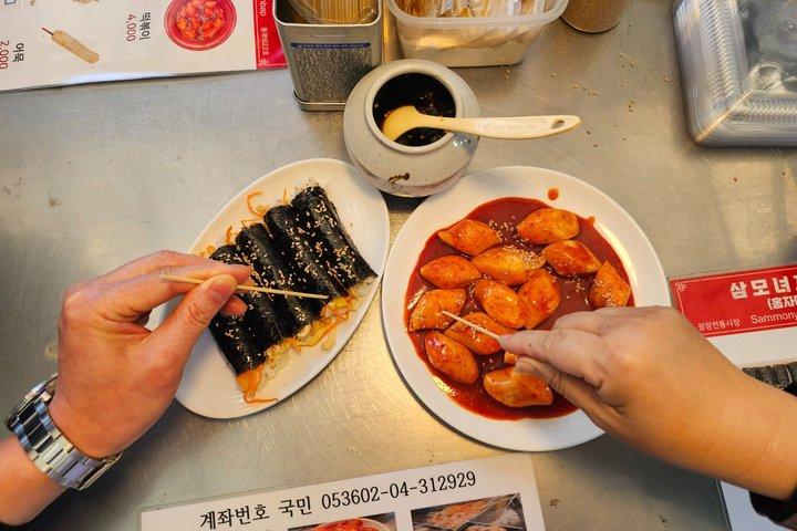 Korean Kitchens Seoul Food Tour with 12+ Tastings
