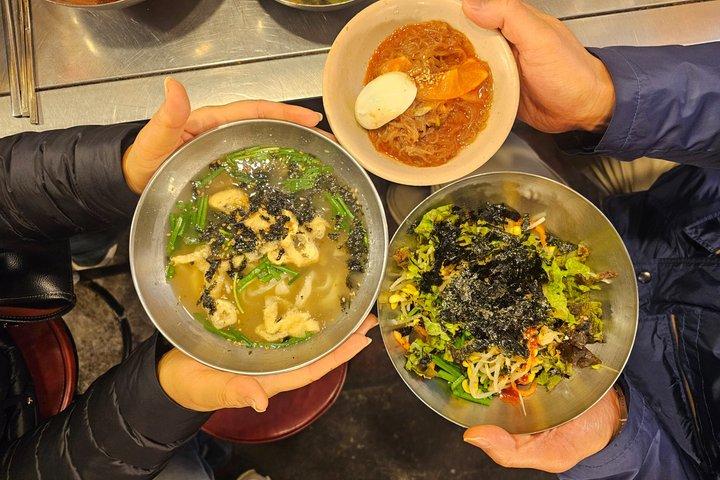 Korean Kitchens Seoul Food Tour with 12+ Tastings