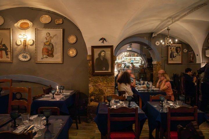 Discover Fado with Concert and Dinner included