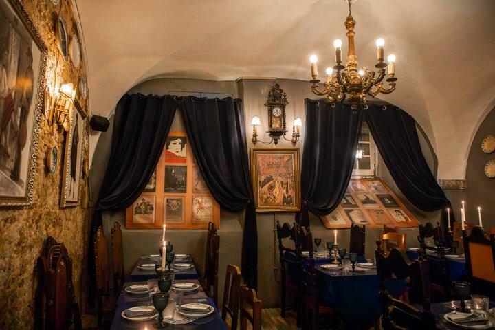 Discover Fado with Concert and Dinner included