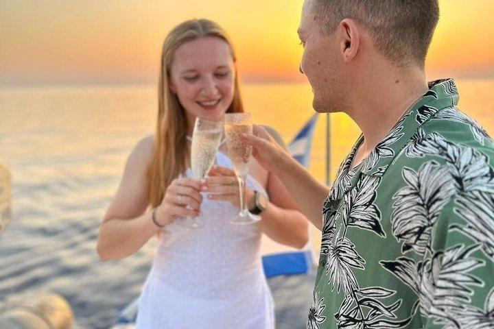 Santorini Proposal Experience with Romantic Setup and Planning