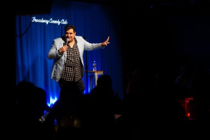 Stand Up Comedy LIVE in Times Square At Broadway Comedy Club
