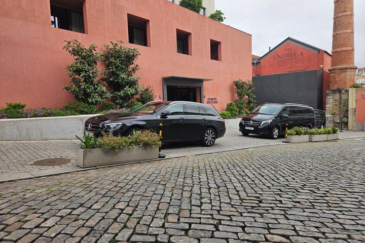 Transfer or Disposal- Porto to Santiago Compostela or reverse