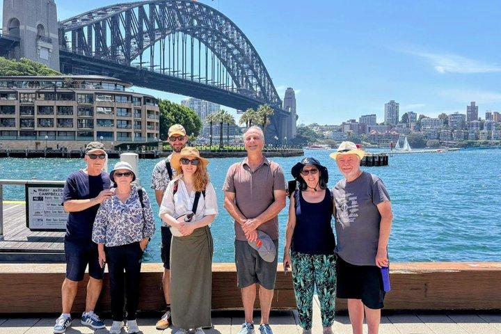 Ultimate Sydney Walking Tour (Small-Group, Drink Included)