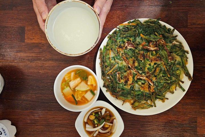 Kimchi Kitchens Busan Food Tour with 10+ Tastings